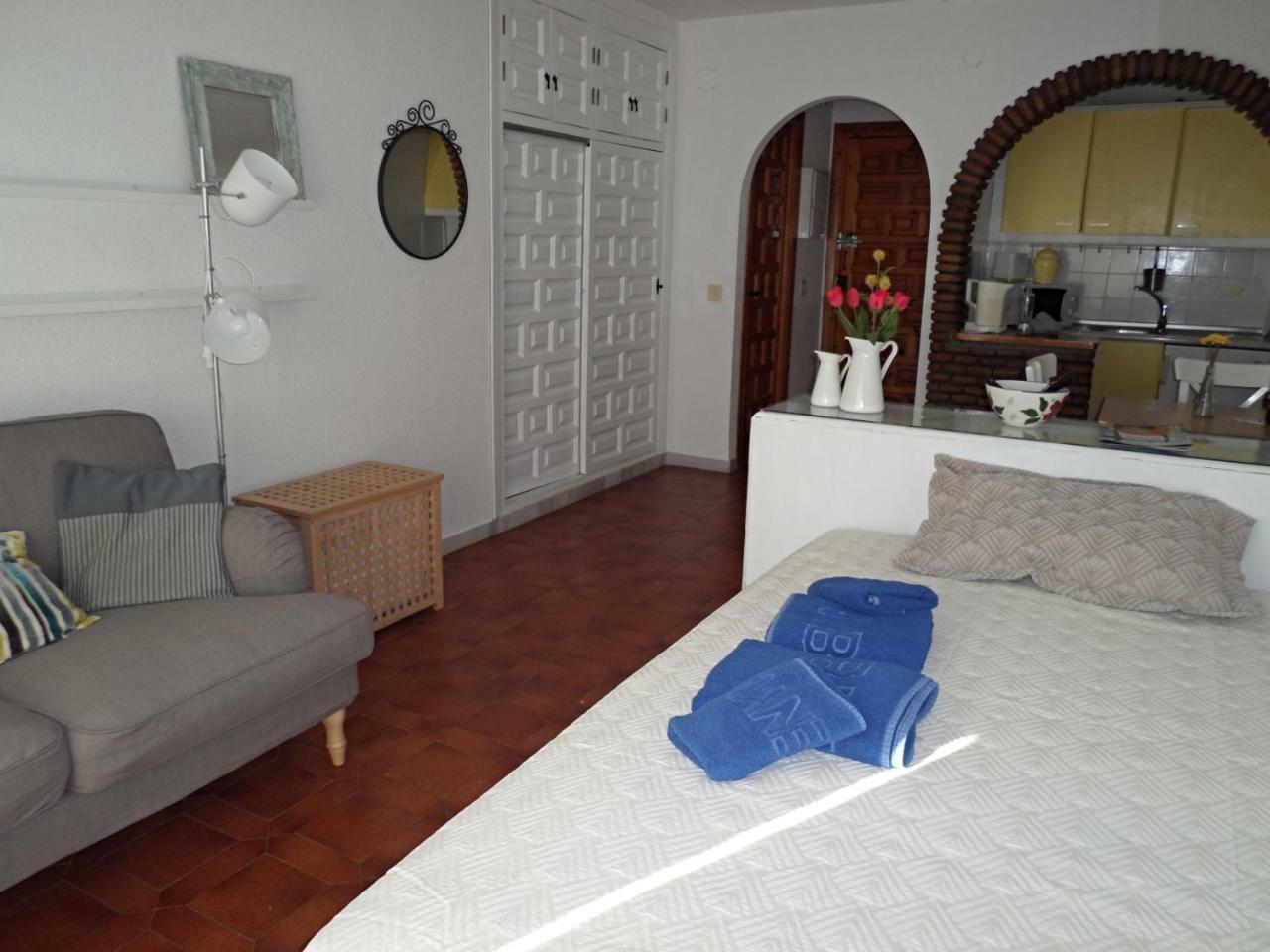 Palmeras 55 Menyber Nerja Exterior photo