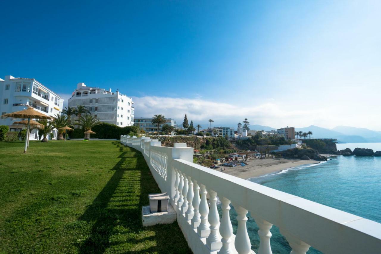 Palmeras 55 Menyber Nerja Exterior photo